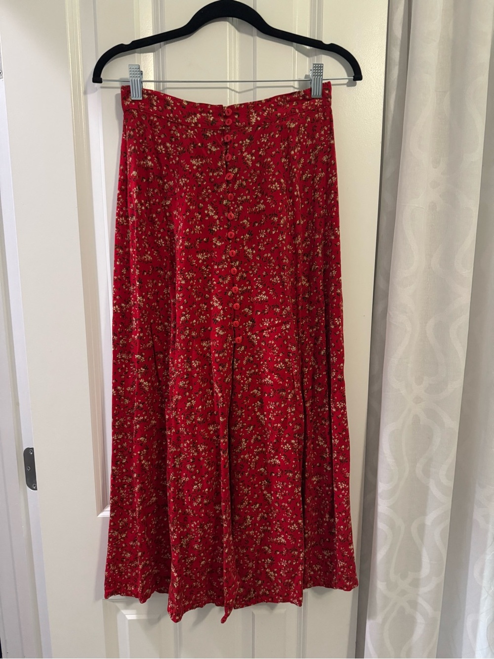 Express Vintage Red Floral Midi Skirt with Front Buttons